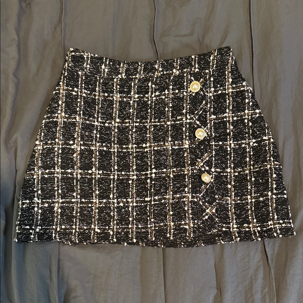 SHEIN Black and White Plaid A-Line Skirt